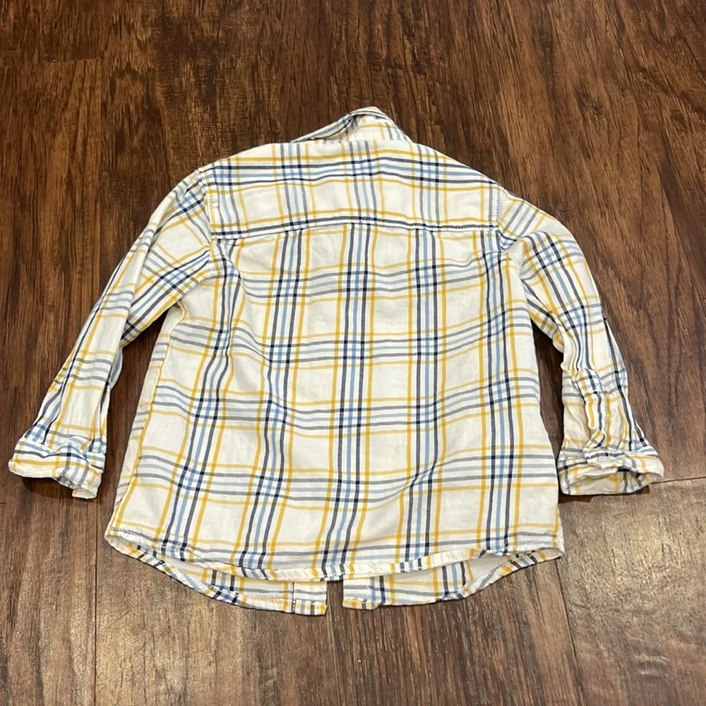 Toddler button down - Picture 3 of 3